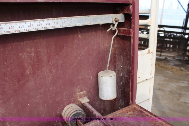 image for item K8775 Paul livestock scale