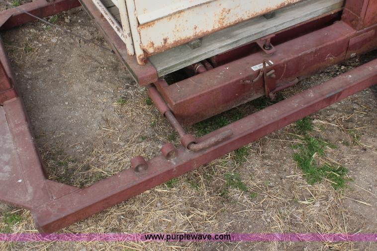 image for item K8775 Paul livestock scale