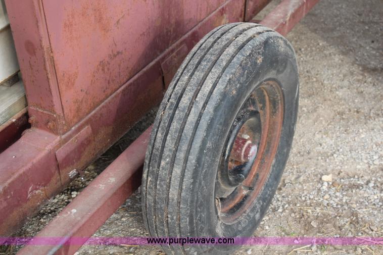 image for item K8775 Paul livestock scale