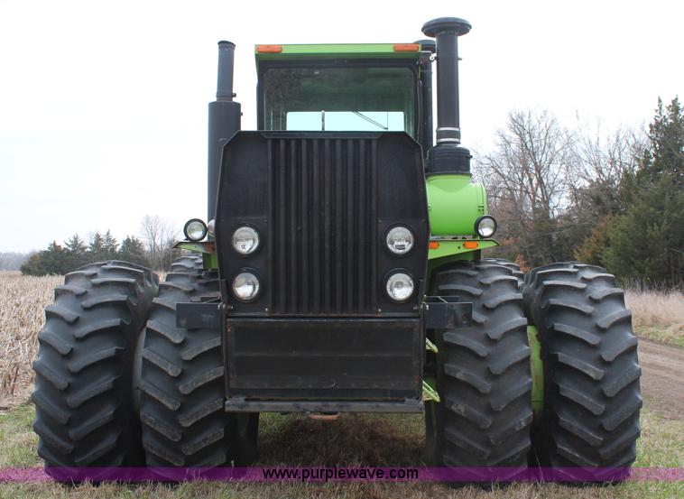 image for item K8874 1980 Steiger Panther III PTA325 4WD tractor