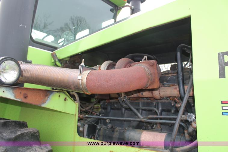 image for item K8874 1980 Steiger Panther III PTA325 4WD tractor