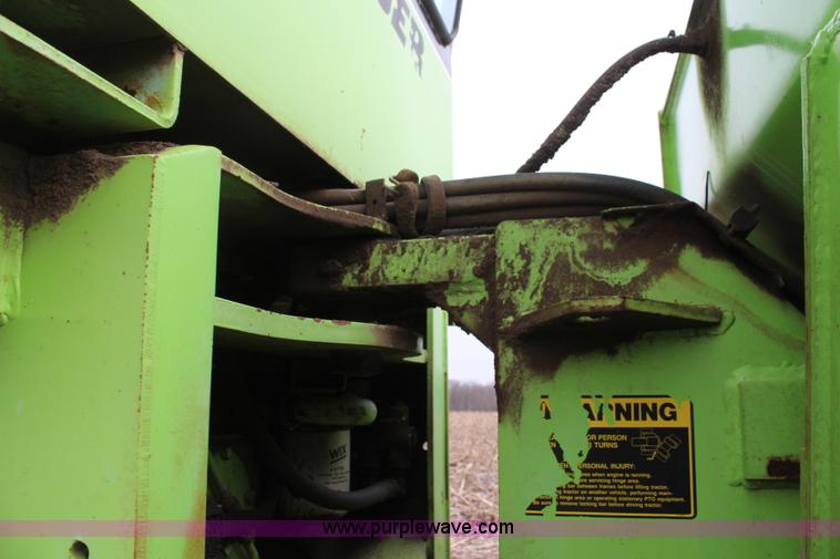 image for item K8874 1980 Steiger Panther III PTA325 4WD tractor