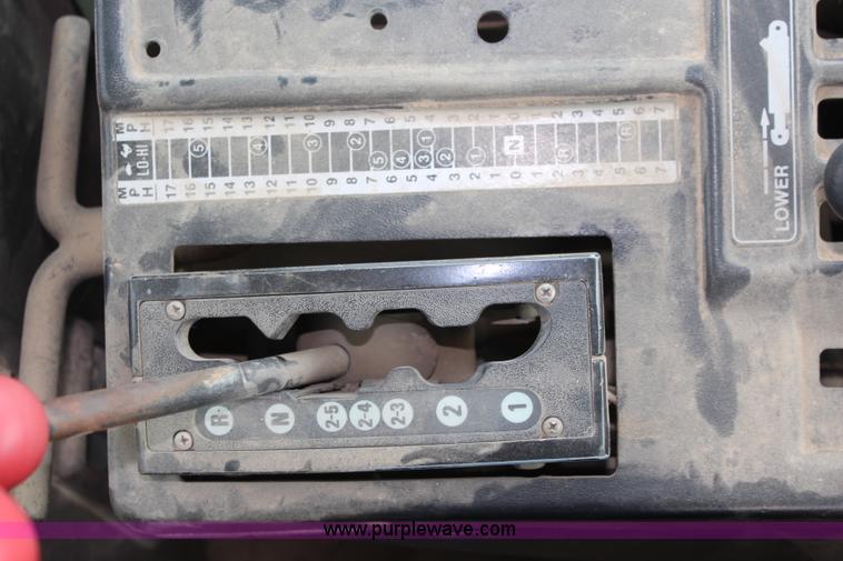 image for item K8874 1980 Steiger Panther III PTA325 4WD tractor