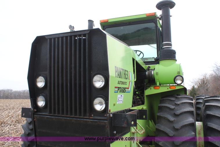 image for item K8874 1980 Steiger Panther III PTA325 4WD tractor