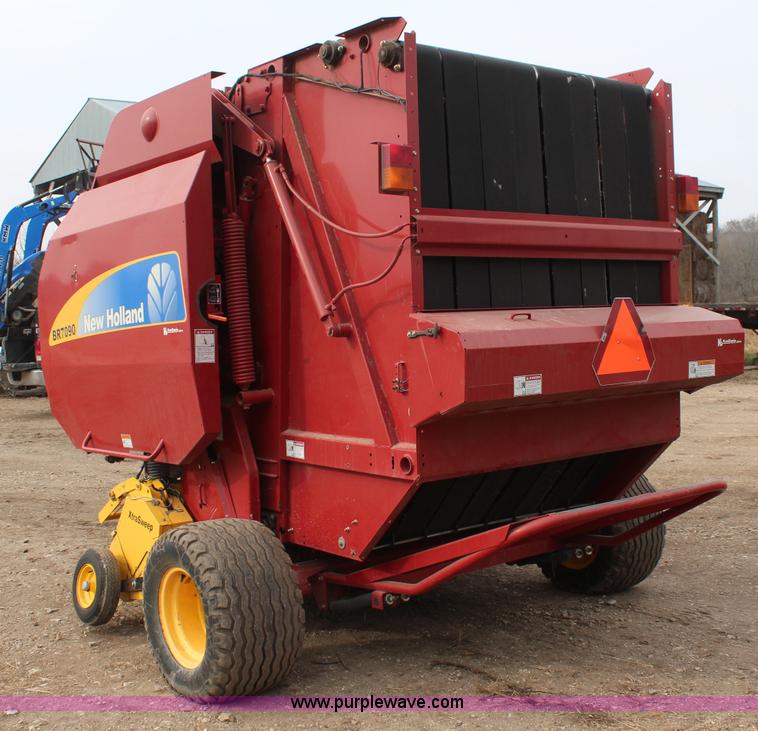image for item K8923 2009 New Holland BR7090 round baler