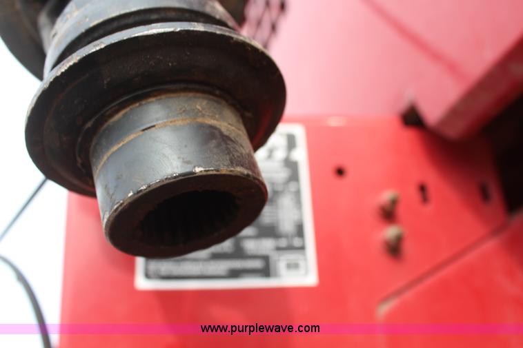 image for item K8923 2009 New Holland BR7090 round baler