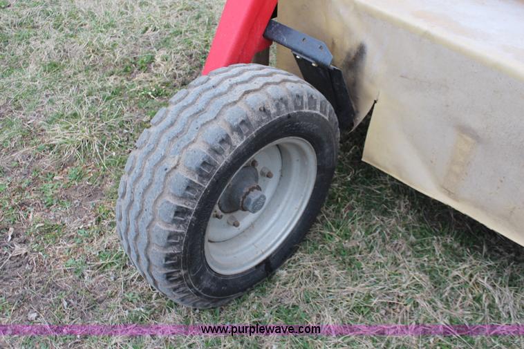 image for item K8991 Vicon KM3200 windrower