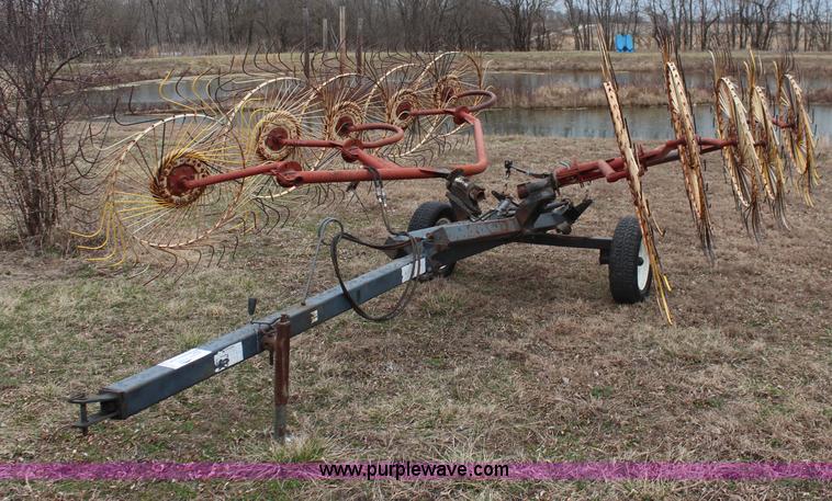 image for item K8993 Ogden Metal Works 10 wheel rake