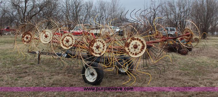 image for item K8993 Ogden Metal Works 10 wheel rake