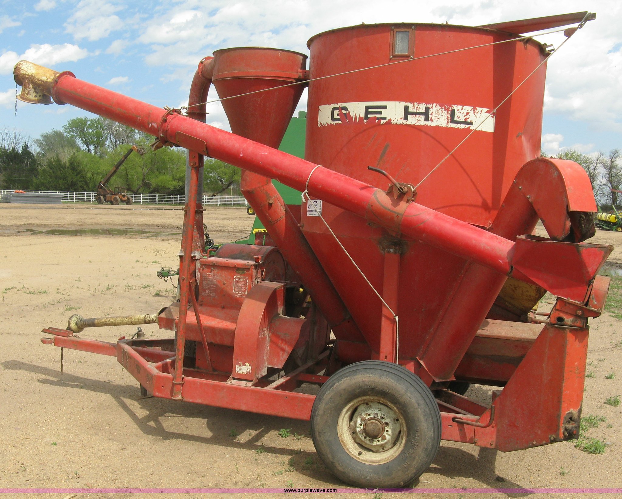 Gehl 65ASAF feed grinder/mixer in Kinsley, KS Item H8660 sold