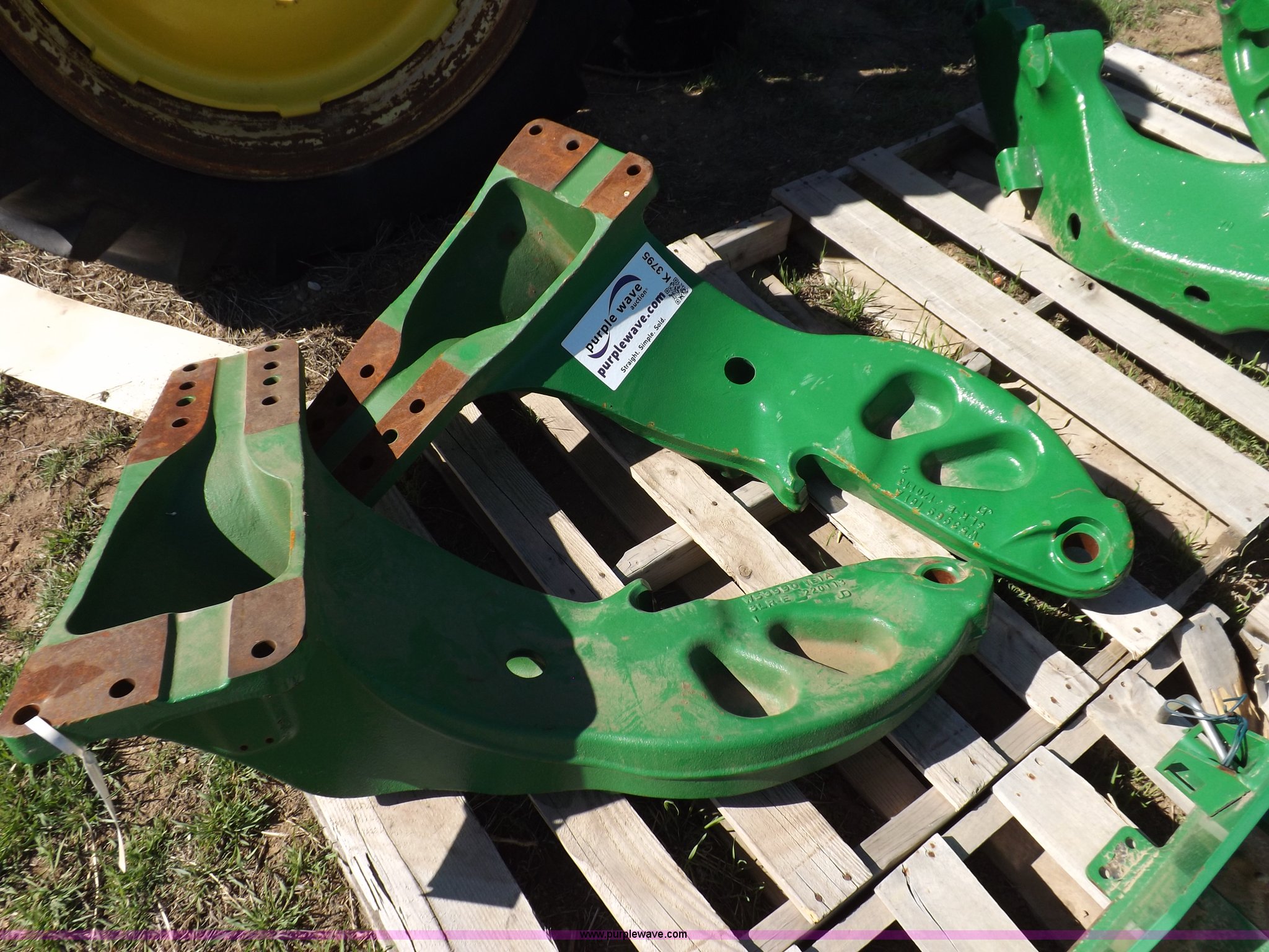 John Deere front loader mounting brackets in Sublette, KS Item K3795