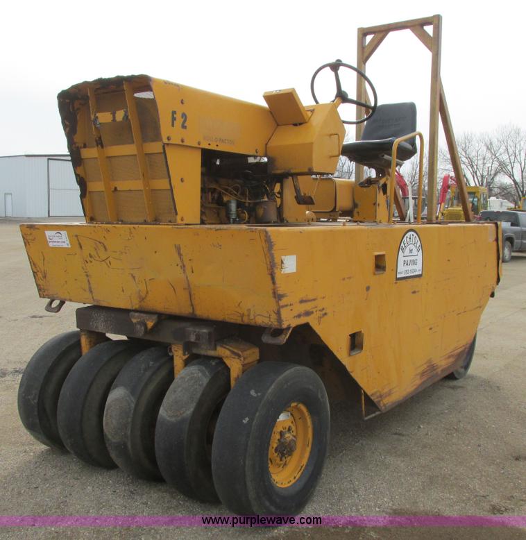 image for item A8773 Bros SB3000 Roll-O-Pactor pneumatic roller