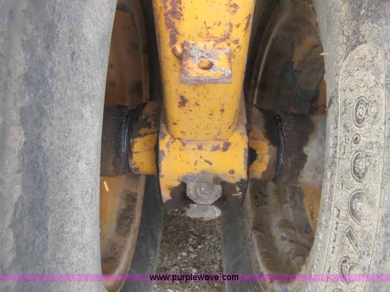 image for item A8773 Bros SB3000 Roll-O-Pactor pneumatic roller