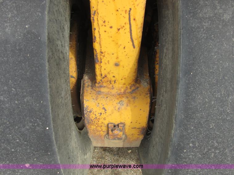 image for item A8773 Bros SB3000 Roll-O-Pactor pneumatic roller