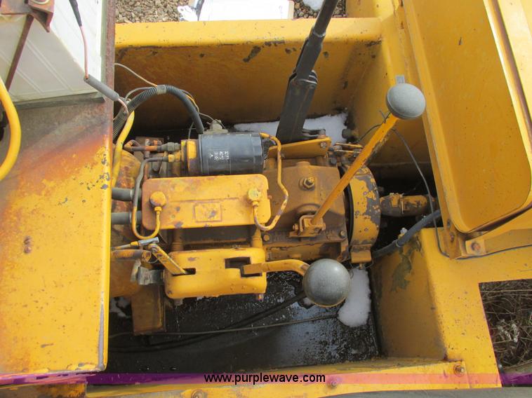 image for item A8773 Bros SB3000 Roll-O-Pactor pneumatic roller