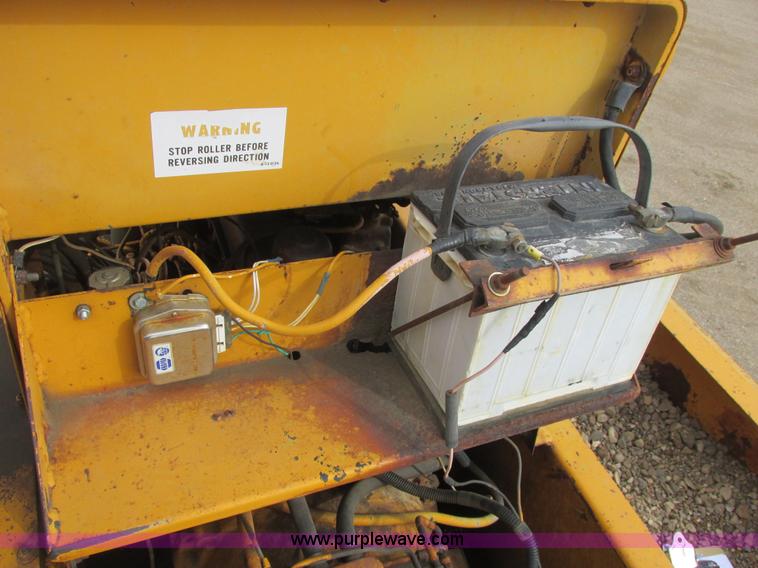 image for item A8773 Bros SB3000 Roll-O-Pactor pneumatic roller