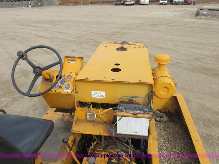 image for item A8773 Bros SB3000 Roll-O-Pactor pneumatic roller