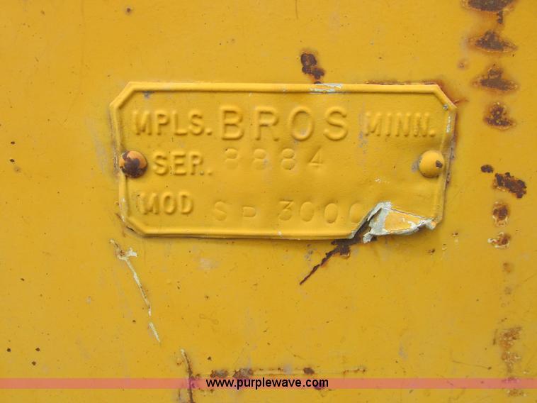 image for item A8773 Bros SB3000 Roll-O-Pactor pneumatic roller