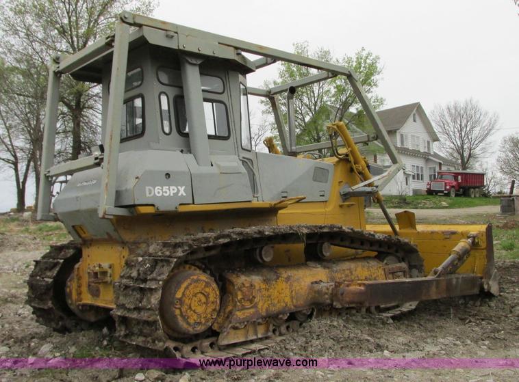 image for item AC9288 1994 Komatsu D65PX-12 dozer