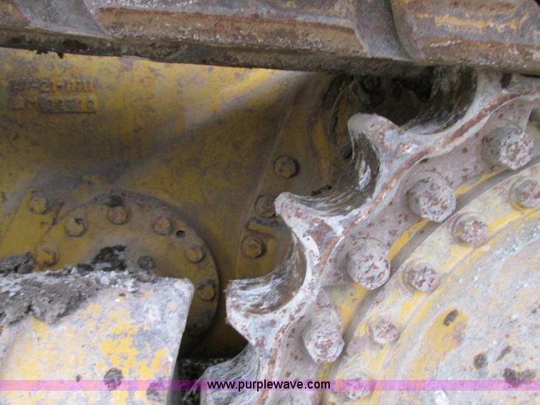 image for item AC9288 1994 Komatsu D65PX-12 dozer