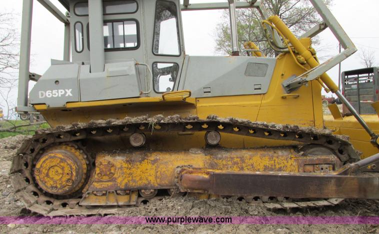 image for item AC9288 1994 Komatsu D65PX-12 dozer