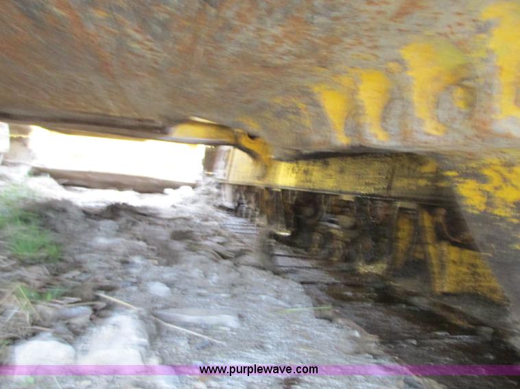 image for item AC9288 1994 Komatsu D65PX-12 dozer