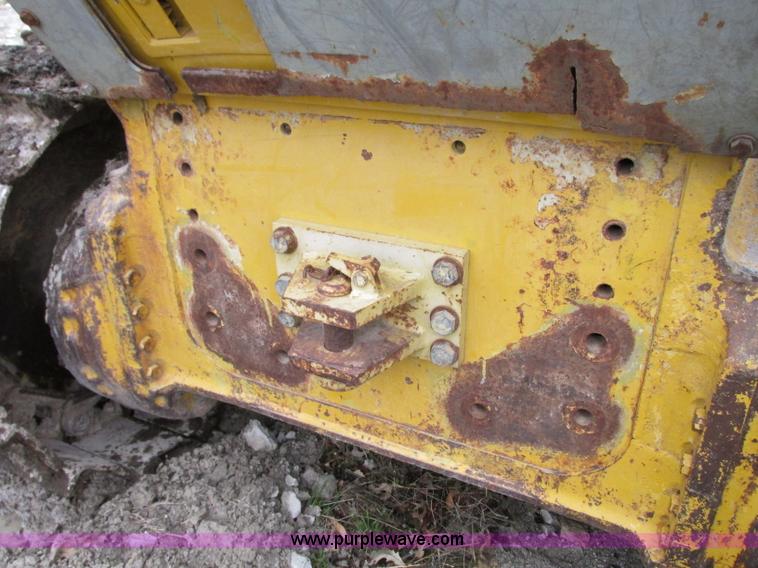 image for item AC9288 1994 Komatsu D65PX-12 dozer