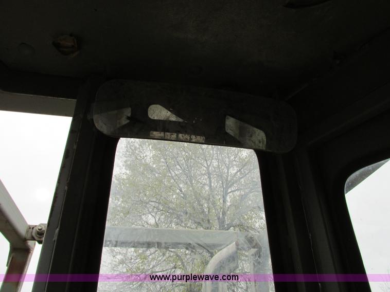 image for item AC9288 1994 Komatsu D65PX-12 dozer