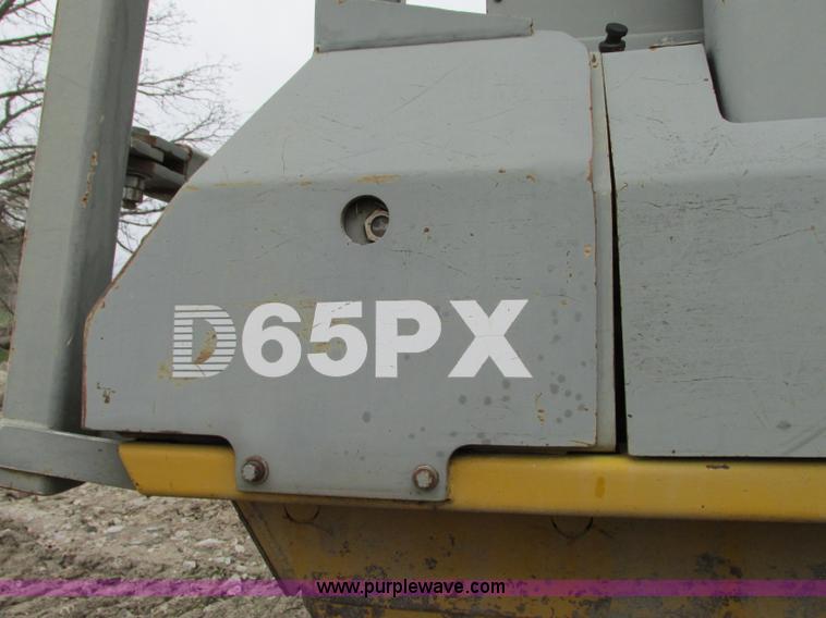 image for item AC9288 1994 Komatsu D65PX-12 dozer