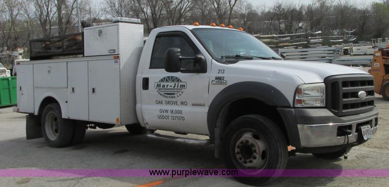 image for item AC9293 2005 Ford F450 Super Duty XL service truck