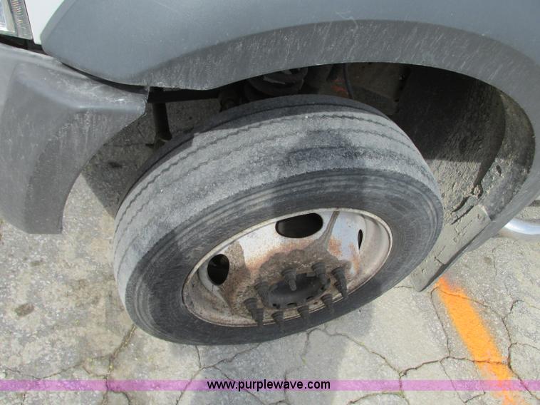 image for item AC9293 2005 Ford F450 Super Duty XL service truck