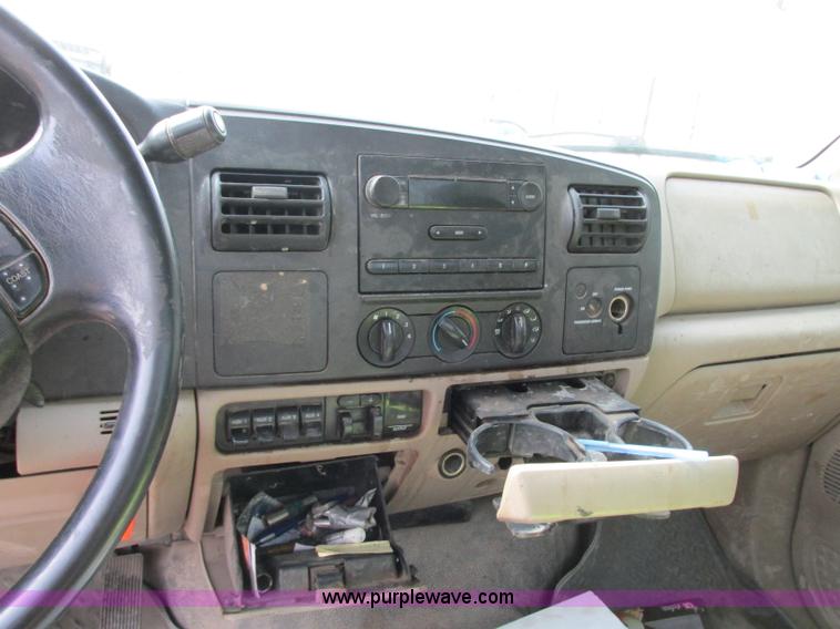 image for item AC9293 2005 Ford F450 Super Duty XL service truck