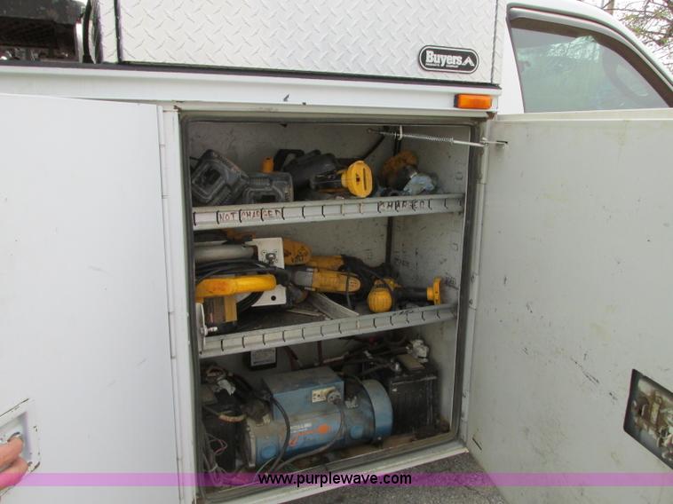 image for item AC9293 2005 Ford F450 Super Duty XL service truck