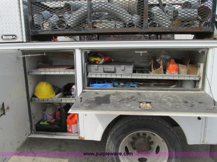 image for item AC9293 2005 Ford F450 Super Duty XL service truck