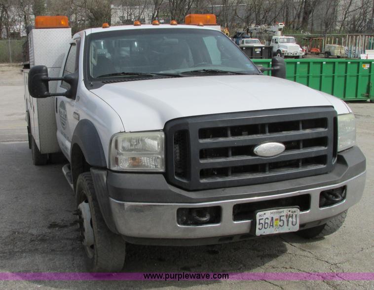 image for item AC9294 2006 Ford F450 Super Duty XL service truck