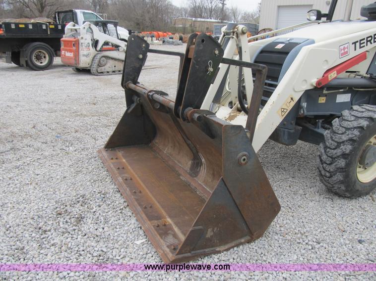 image for item AC9298 2007 Terex 760B backhoe