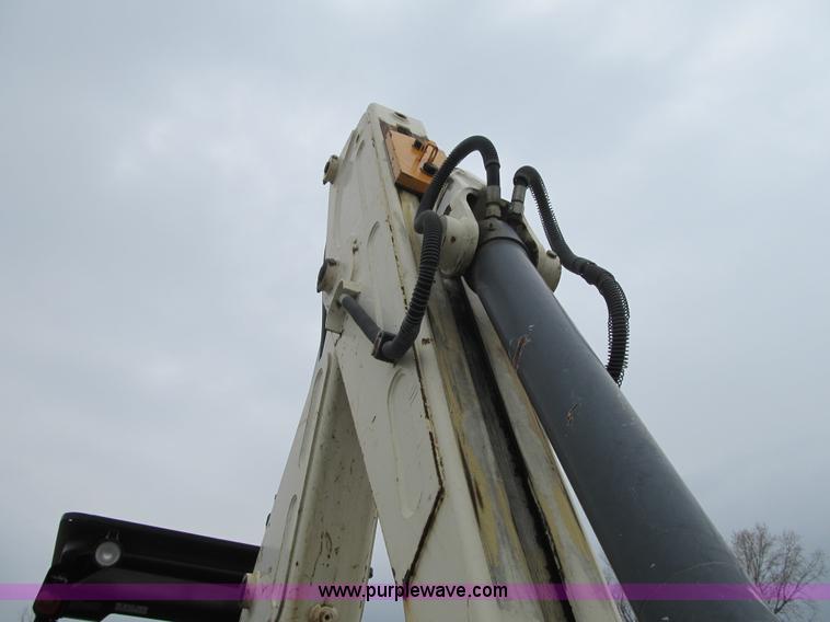 image for item AC9298 2007 Terex 760B backhoe