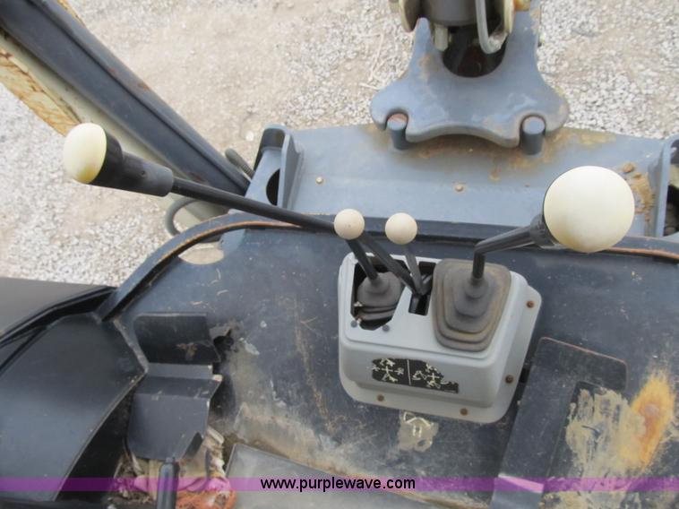 image for item AC9298 2007 Terex 760B backhoe