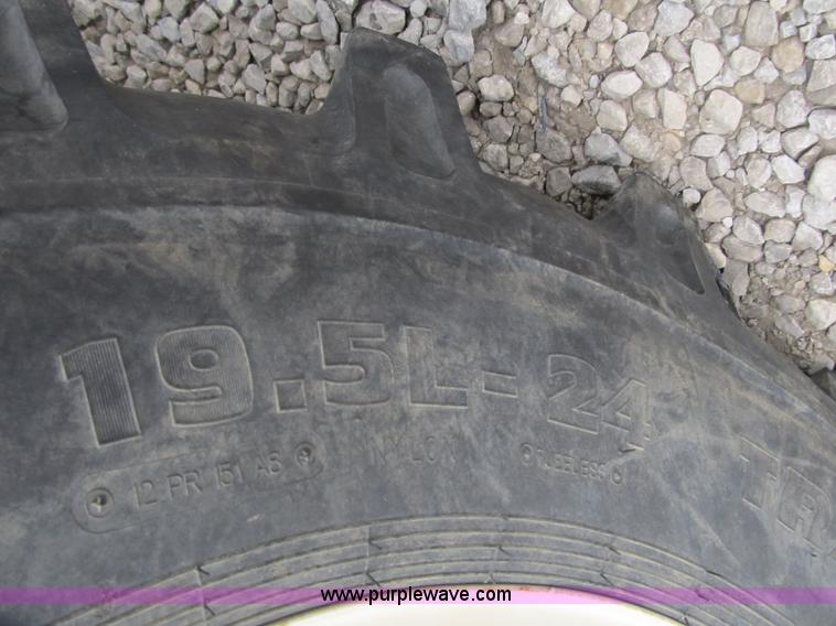 image for item AC9298 2007 Terex 760B backhoe