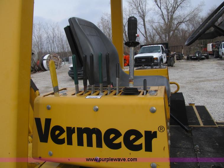 image for item AC9299 2007 Vermeer TRX1250 vibratory plow