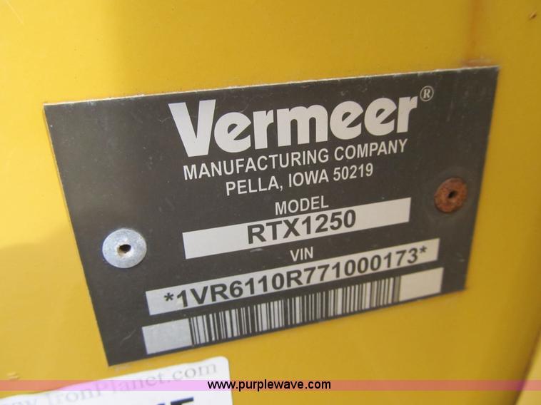 image for item AC9299 2007 Vermeer TRX1250 vibratory plow