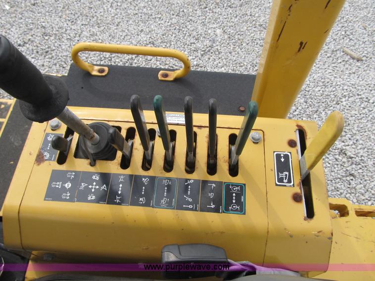 image for item AC9299 2007 Vermeer TRX1250 vibratory plow