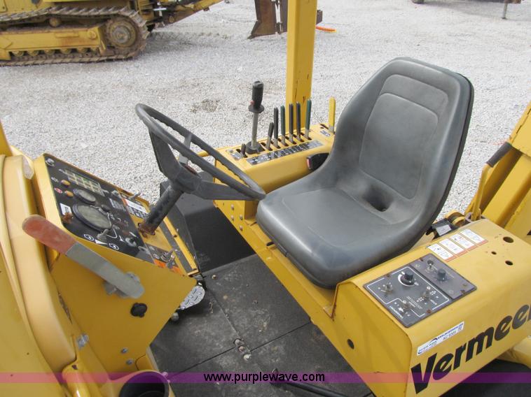 image for item AC9299 2007 Vermeer TRX1250 vibratory plow
