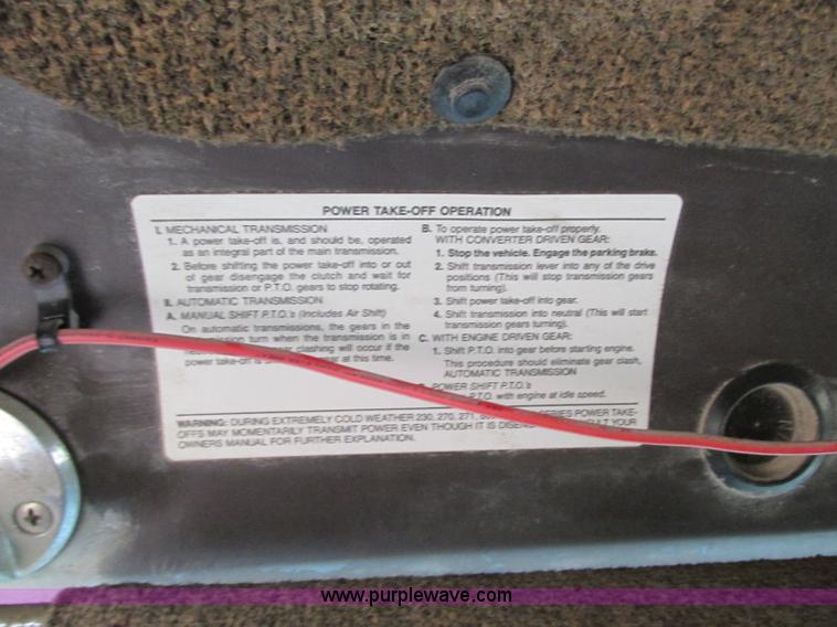 image for item AC9302 1988 International F8300 dump truck