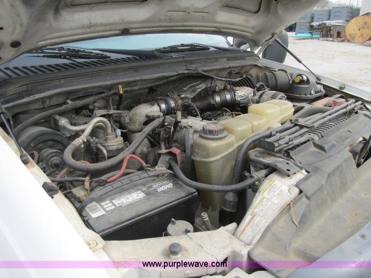 image for item AC9303 1999 Ford F350 Super Duty XL flatbed pickup truck