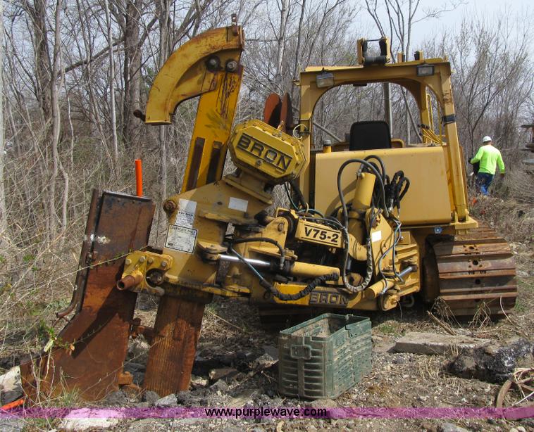 image for item AC9304 1998 Bron 150 cable plow