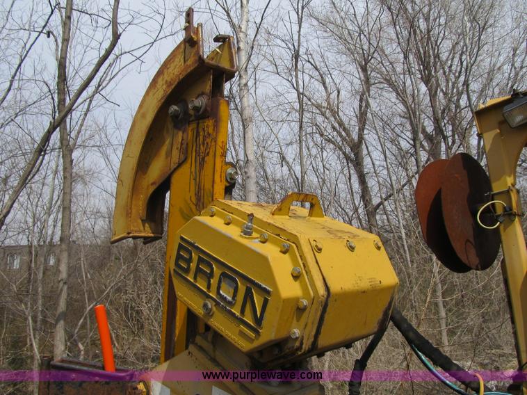 image for item AC9304 1998 Bron 150 cable plow