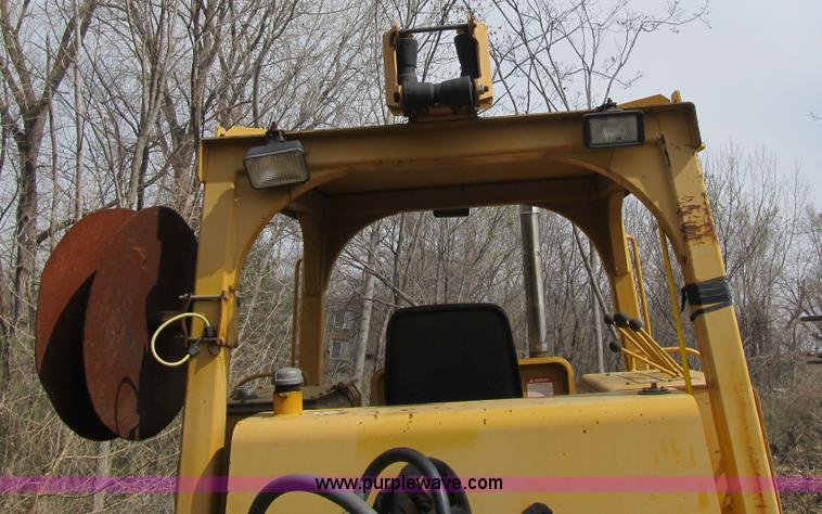 image for item AC9304 1998 Bron 150 cable plow