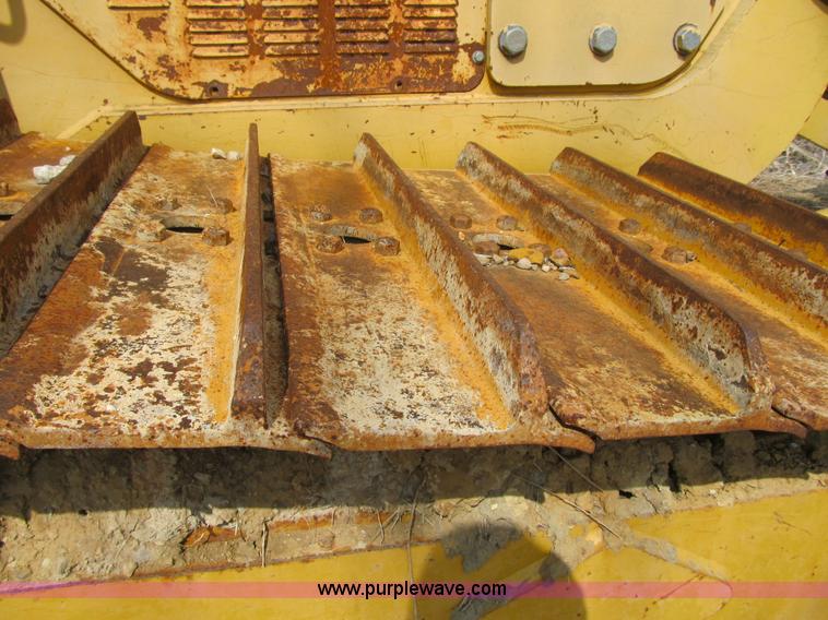 image for item AC9304 1998 Bron 150 cable plow