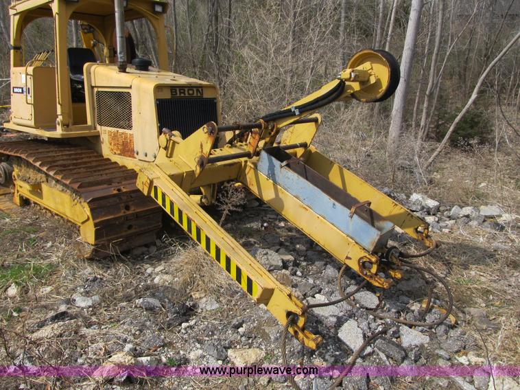 image for item AC9304 1998 Bron 150 cable plow